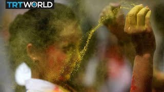 India's Holi Festival: Festival of colours a joy for small business