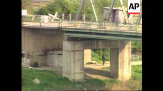 Bosnia - Gradiska Bridge Croatia/Bosnia Crossing