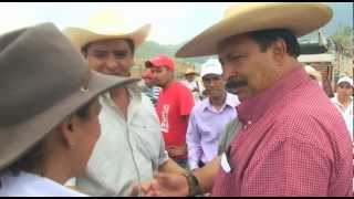 Texcaltitlan Ariel Vallejo visita tianguis ganadero