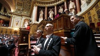 Francia: il Senato approva matrimonio e adozioni per le coppie gay