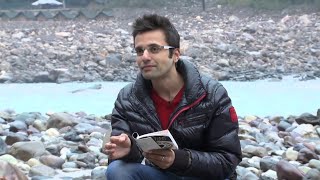 The difference between the concepts of law of attraction and law of love - By Sandeep Maheshwari