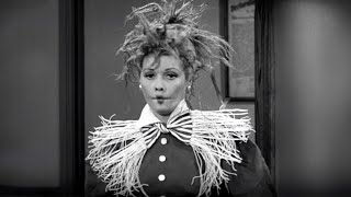 Lucy Gets Starched at the Laundry?!