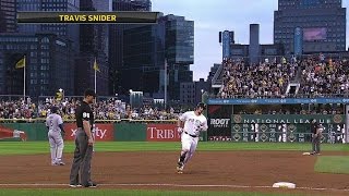 LAD@PIT: Snider smashes a solo shot to right field