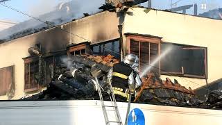 民家火災で1人死亡、4人重軽傷　大阪・城東