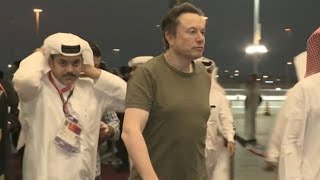 Elon musk Watching fifa live In Qatar Final world cup