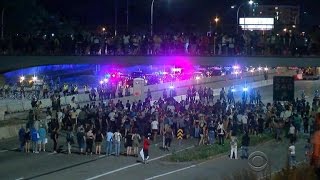 Protesters clash with police in St. Paul over death of Philando Castile