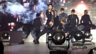 [Fancam]110429 TVXQ   Why Keep Your Head Down@K pop Wave Concert in Bangkok[Ninez]