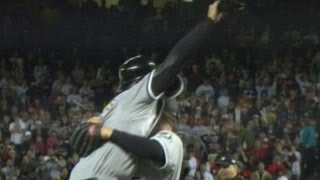 2005 WS Gm4: Chicago White Sox are World Champions