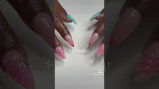 How much I make in a day as a nailtech 💰✨ #nailday #clientnails #nailtech #nails #nailart #shorts
