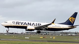 Ryanair 737 MAX smooth landing (impossible)