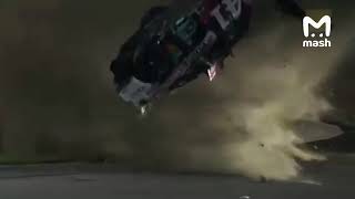 Nascar espectacular accidente que por suerte el piloto no sufrió heridas de gravedad