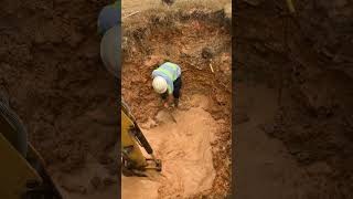 DAILY WORK LIFE- BIG SHOVEL VS SMALL SHOVEL #viral #water #trending #foryou #dailywork #shorts