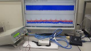 メガヘルツの超音波発振による、表面弾性波のダイナミック制御実験