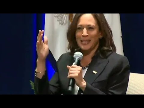 Kamala Harris " I Love Venn Diagrams"...🎤😬😬😬 - YouTube