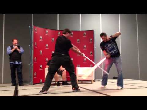Ray Park - Comic con Montréal 2013 - Lightsaber Demo Ray Park - Comic con Montréal 2013 - Lightsaber Demo