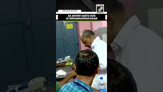 Congress leader AK Antony casts vote in Thiruvananthapuram