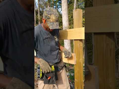 How to build a 4 board fence by yourself How to build a 4 board fence by yourself