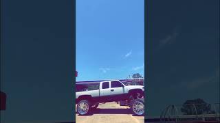 Fully bagged Silverado on 28x16s|#liftedtrucks #youtubeshorts #new #comment #rip