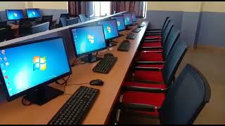 Computer  Lab of Riverdale World school Gondia