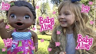 BABY ALIVE stays HOME with MOMMY! The Lilly and Mommy show! The Toytastic Sisters