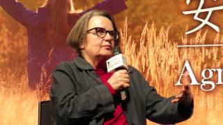 HKIFF41:《SPOOR》Agnieszka HOLLAND x Kasia ADAMIK - Master-Class Part 2 [SPOILER ALERT]