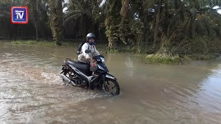 Redah banjir demi anak murid