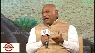 कर्नाटक की जनता कह रही है BJP सरकार भ्रष्ट है, ये 40% कमीशन सरकार है- Mallikarjun Kharge