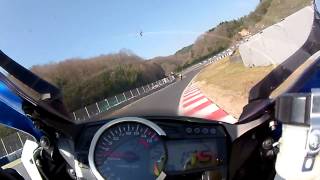 岡山国際サーキット　2015年4月11日　2C　2本目赤旗再スタート後　GSX-R1000K9