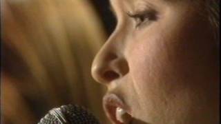The Corrs - Runaway & Along With The Girls (Forgiven not Forgotten EPK)