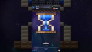 Brick breaker game play