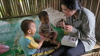 Finished building the floor in the rain - Life of a 17 year old single mother - Ly Thien Ca