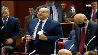 لحظة فوز المستشار عبد الوهاب عبد الرازق برئاسة مجلس الشيوخ