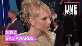 Juno Temple Feels like "Cinderella" in Versace at SAG Awards | E! Red Carpet & Award Shows