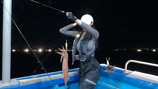 제주도 한치 잡아서 바로 먹기! 선상 낚시 도전! Korea squid Fishing