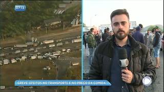 Caminhoneiros bloqueiam rodovia Imigrantes (SP)