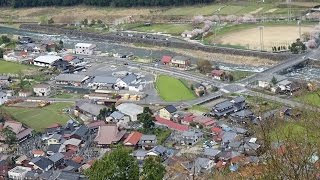 若桜鬼ヶ城跡からの展望　若桜町往来