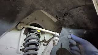 2003 Ford Thunderbird fuel filter replacement