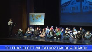 Táncsics est - teltház előtt mutatkoztak be a diákok