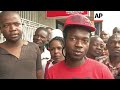 Street scenes as Zimbabwe's military says talks continue with Mugabe