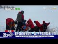 騎摩托車遇雪崩 男子遭埋雪堆1小時奇蹟生還｜tvbs新聞 @tvbsnews01