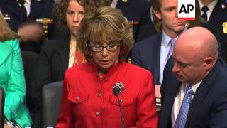 Shooting victim Giffords urges Congress to act on gun violence