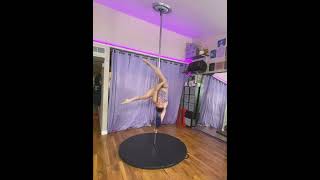 Twisted Straddle #intermediatepole #poledance #poleshapes #pole