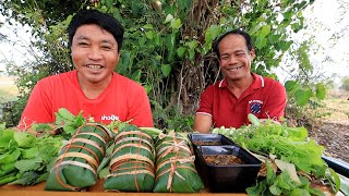 ส้มวัวต่อน ห่อใหญ่ๆต่อนพอดีคำ จ้ำแจ่วขมๆนั่งกินกับแขกรับเชิญสุดพิเศษ