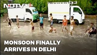 Monsoon Arrives In Delhi After Long Delay, Heavy Rain In Many Areas | The News