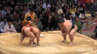 【嘉風肩すかしで殊勲星】 稀勢の里 vs 嘉風 2015大相撲九州場所2日目 Kisenosato vs Yoshikaze 2015Nov SUMO