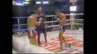 Muay Thai - แก่นศักดิ์ ส.เพลินจิต vs คฤหาสน์