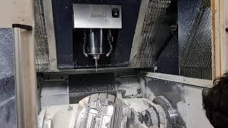 HWACHEON M4-5AX (2017) Universal Machining Center