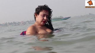 ডান্স করতে করতে গোসল করলাম || Hot Bathing Vlog || Bengali Hot Bath
