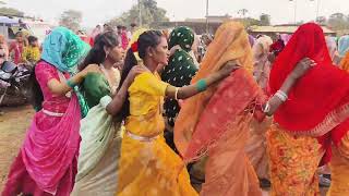 आदिवासी भीली भाषा गीत MP Jhabua Bheel Village 💥 rasiya रेल गाडी बनकर नाश्ते हुवे Desi Tribal Geet