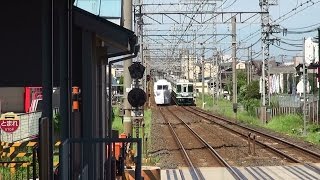 旧塗装サザンとPeachラピートのすれ違い　鶴原駅。